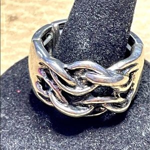 Mens Silver twisted knot ring.